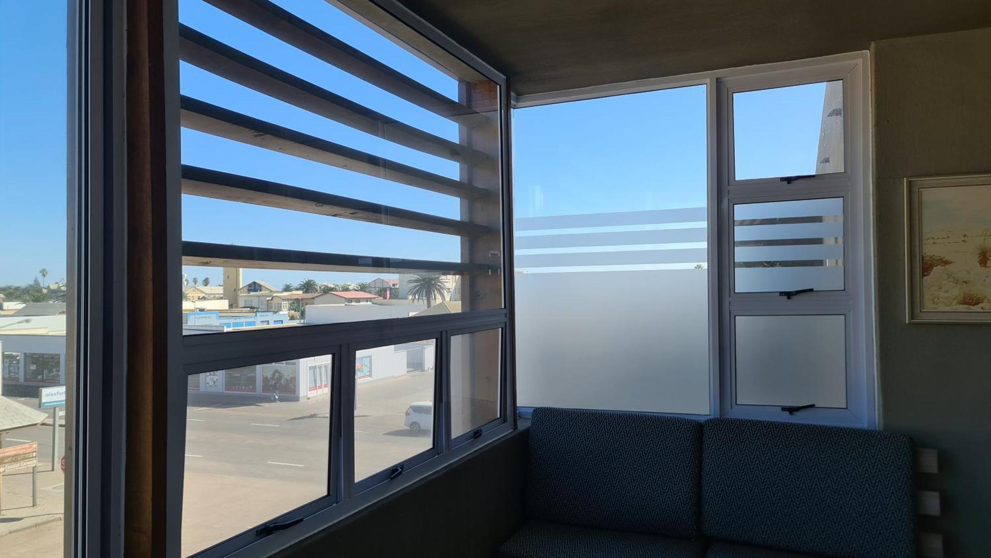 Bright & Stylish Self Catering Swakopmund Cbd Apartment ภายนอก รูปภาพ