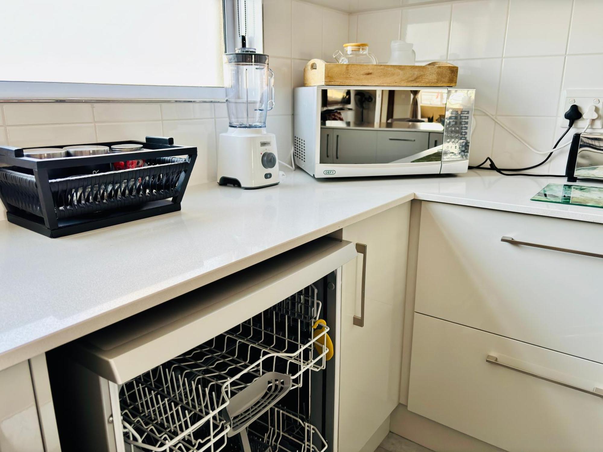 Bright & Stylish Self Catering Swakopmund Cbd Apartment ภายนอก รูปภาพ